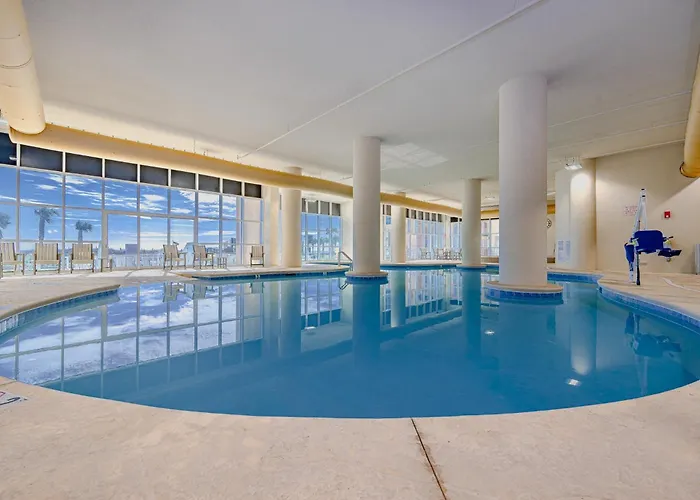 Phoenix Gulf Towers 405 Apartment